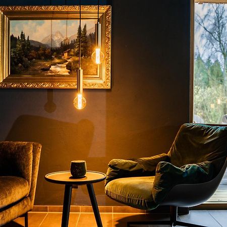 Forstgut - Premium Waldchalets Und Lodge Suiten 雷根 外观 照片