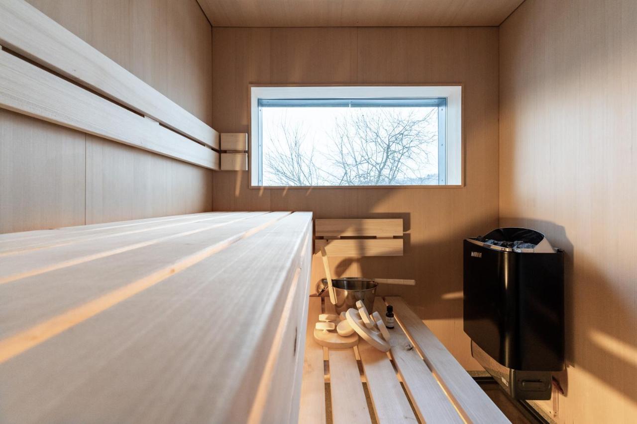 Forstgut - Premium Waldchalets Und Lodge Suiten 雷根 外观 照片